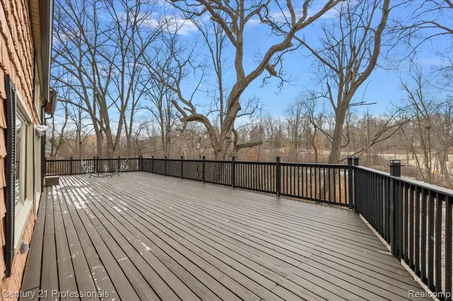 3185 Shimmons, Auburn Hills, MI 48326 - #2
