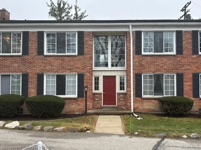 32718 Grand River #5, Farmington, MI 48336 - #1