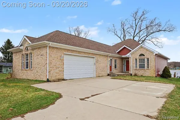 2853 Rubbins, Howell, MI 48843