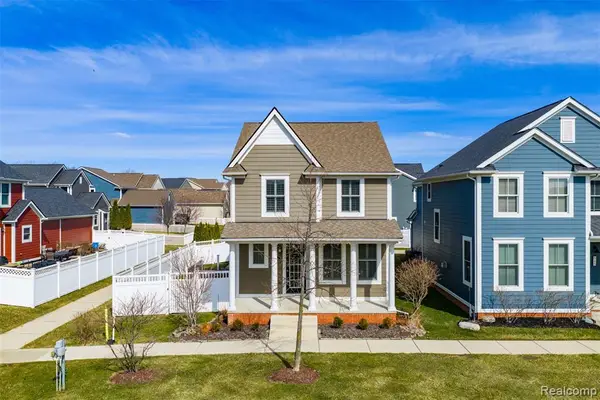 858 Reagan, Canton, MI 48188