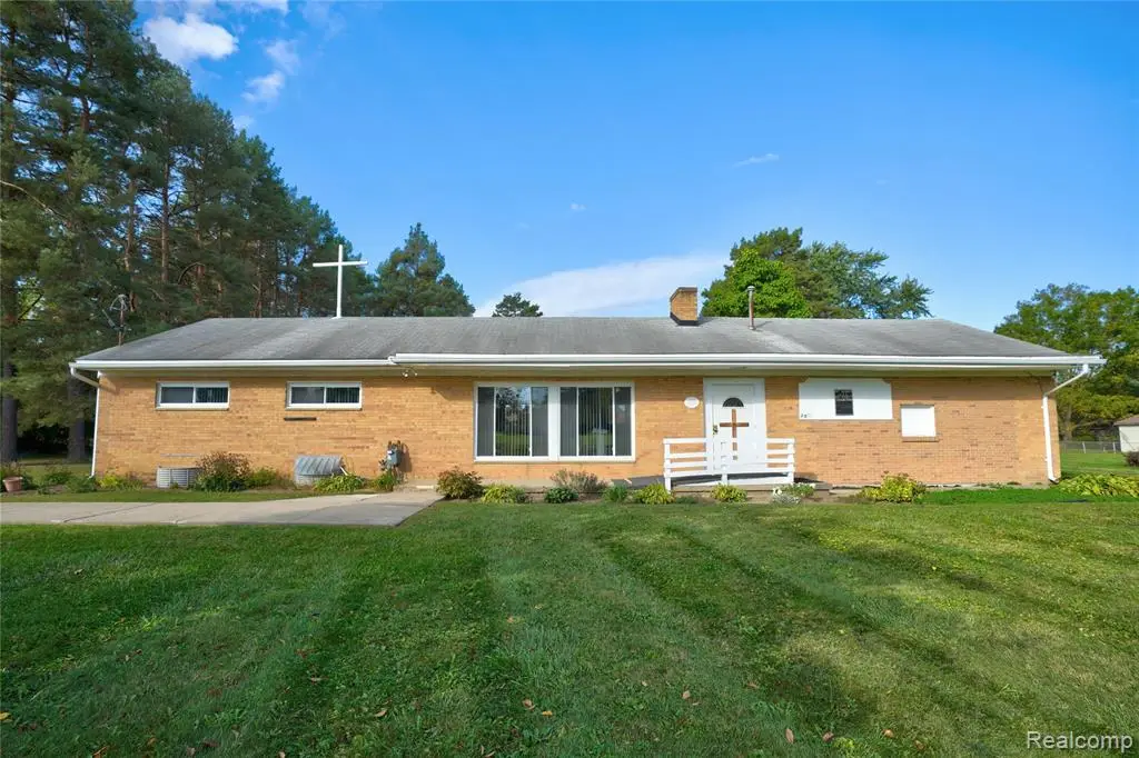 6577 Garden, Beecher, MI 48458 - #1