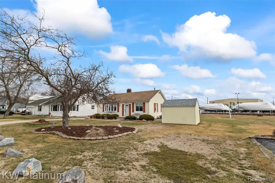 7811 Alexandria, Fair Haven, MI 48023 - #3