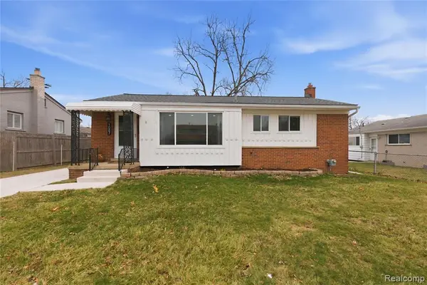 1087 N Stephen, Clawson, MI 48017