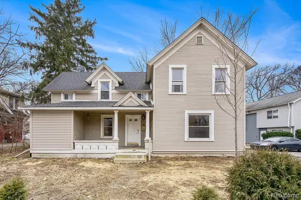 1017 Washtenaw, Ypsilanti, MI 48197