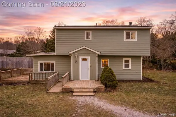 11388 Sunset, Pinckney, MI 48169