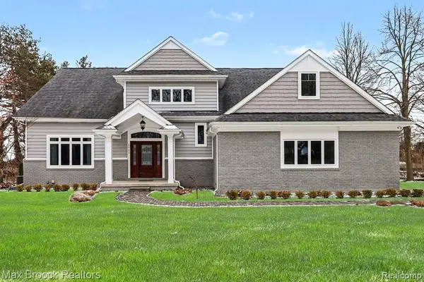 1725 Banmoor, Troy, MI 48084