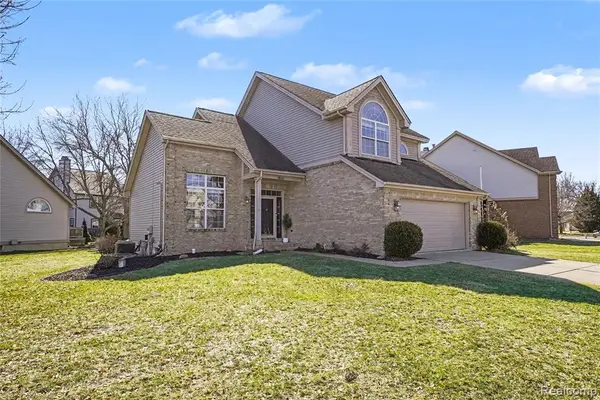 16111 Aspen Hollow, Fenton, MI 48430