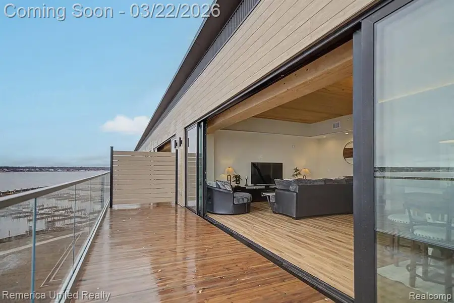 901 Adelaide #601, Muskegon, MI  - #2