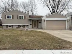 4780 S Tuxedo, Warren, MI 48092