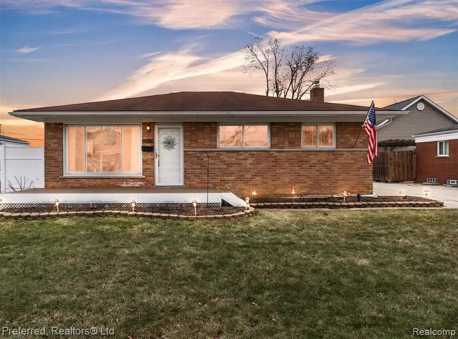 32613 Windsor, Garden City, MI 48135 - #2