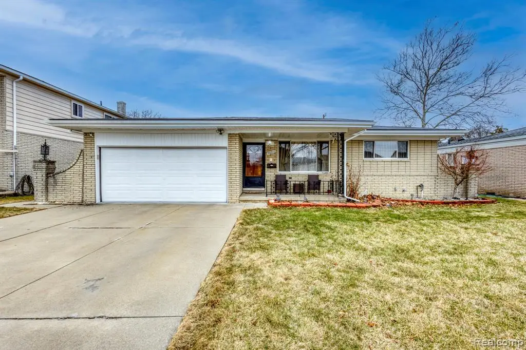 36217 Jeffrey, Sterling Heights, MI 48310 - #1