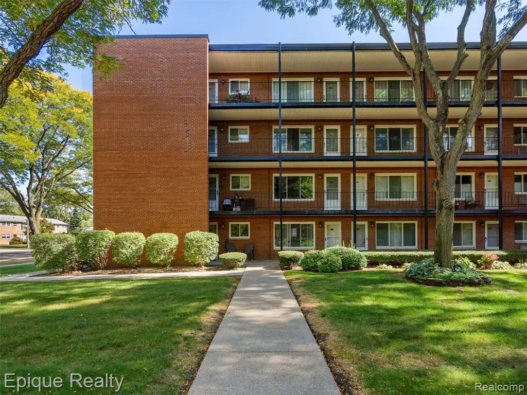 2915 W 13 Mile #101, Royal Oak, MI 48073 - #1