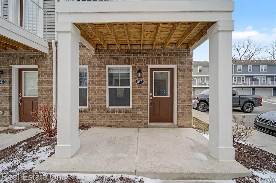 537 Anne, Brighton, MI 48116 - #3