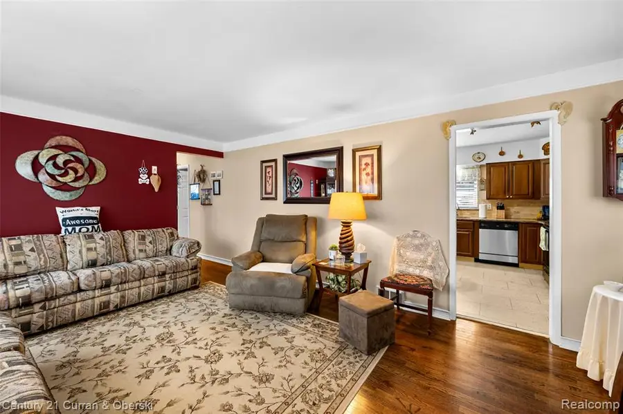 8423 Norborne, Dearborn Heights, MI 48127 - #3