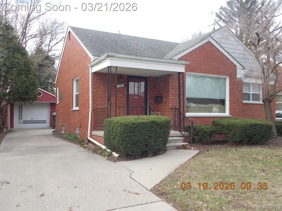 1581 Emmons, Lincoln Park, MI 48146 - #2
