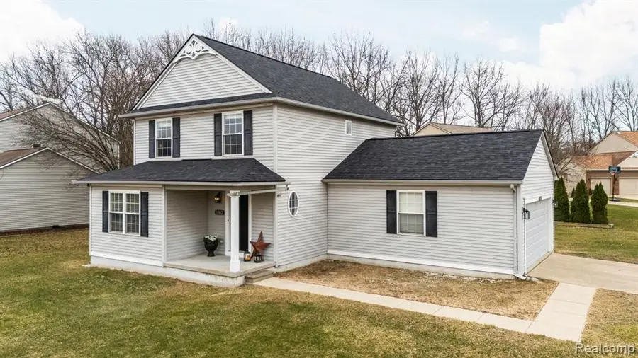 990 Waters Edge, Fenton, MI 48430 - #2