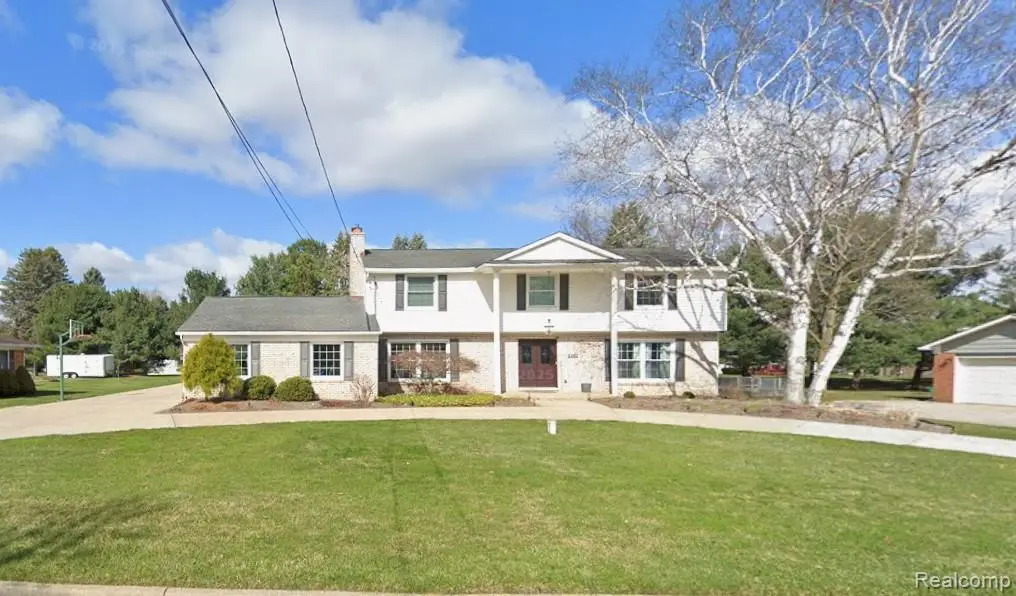 5342 Greenfield, Brighton, MI 48114 - #1