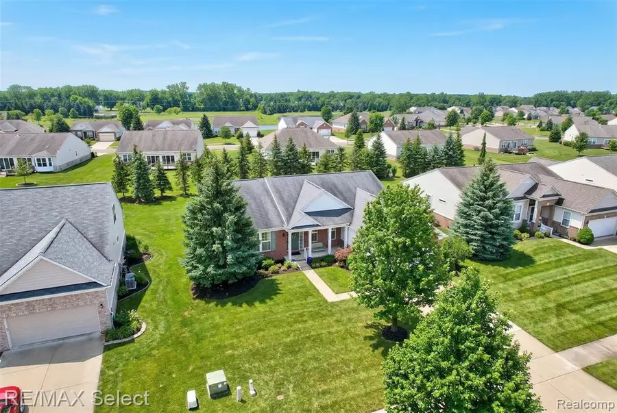 6270 Merion, Grand Blanc, MI 48439 - #3