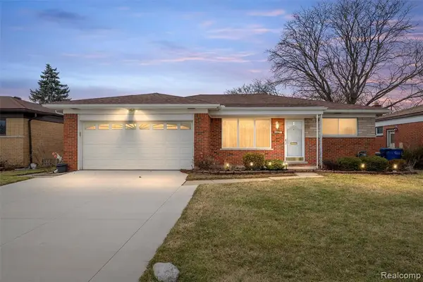 30507 Moulin Ave, Warren, MI 