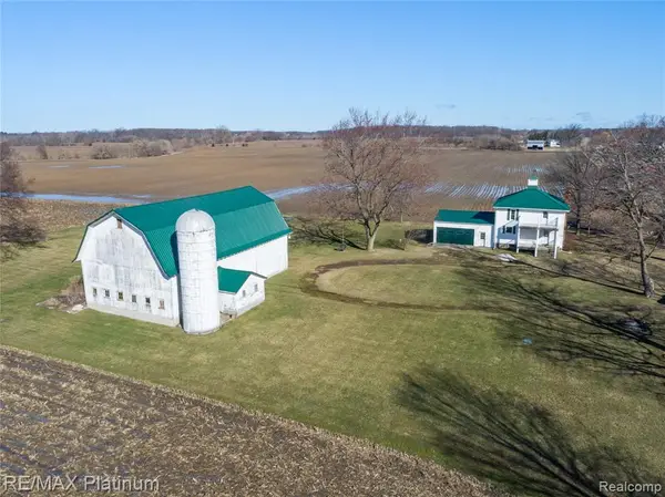 1136 S Nichols, Swartz Creek, MI 48473