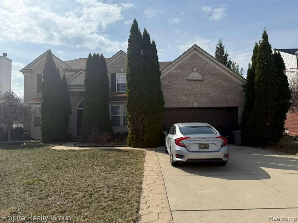 33889 Stonecrest, Sterling Heights, MI 48312 - #1