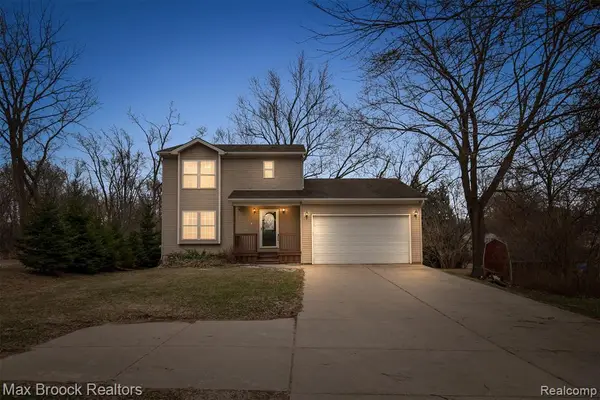 3441 W Auburn, Rochester Hills, MI 48309