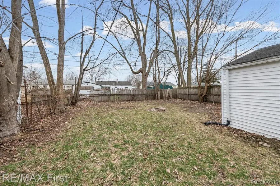22000 Cunningham, Warren, MI 48091 - #3