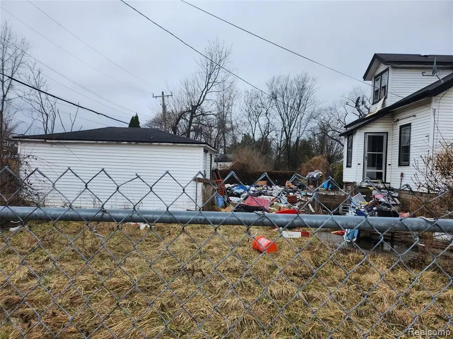 216 E Greendale, Highland Park, MI 48203 - #3