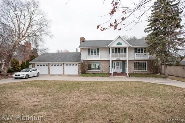 2894 Military, Port Huron, MI 48060