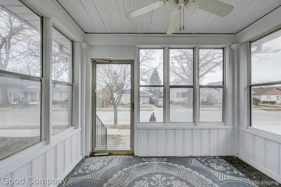 736 E Meyers, Hazel Park, MI 48030 - #3