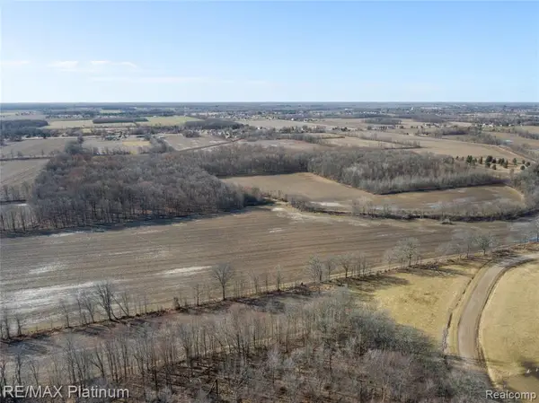 1136 S Nichols, Swartz Creek, MI 48473