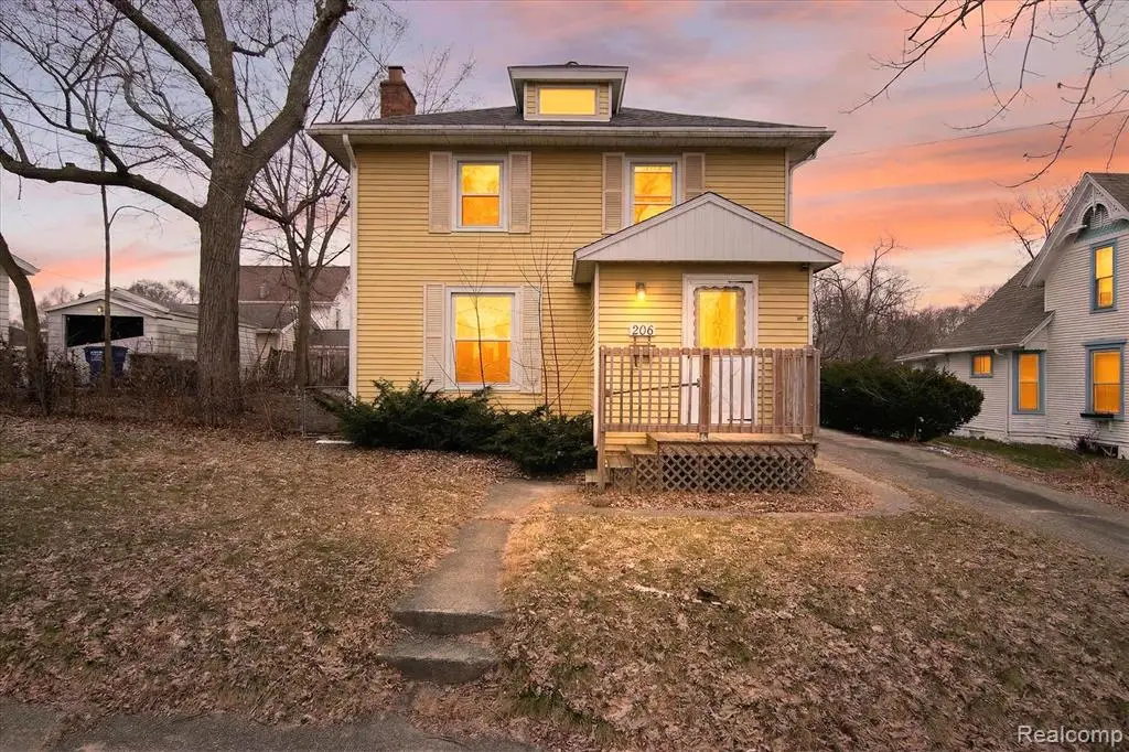 206 N Grinnell, Jackson, MI 49202 - #1