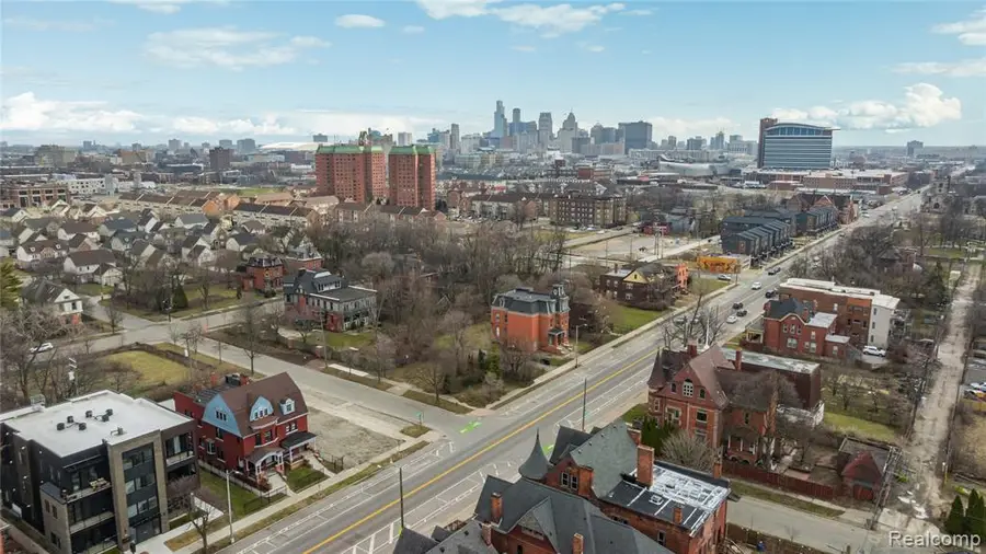 4110-4114 Trumbull, Detroit, MI 48208 - #3