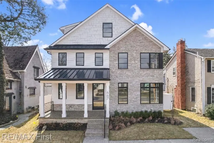667 Oak, Birmingham, MI 48009 - #2