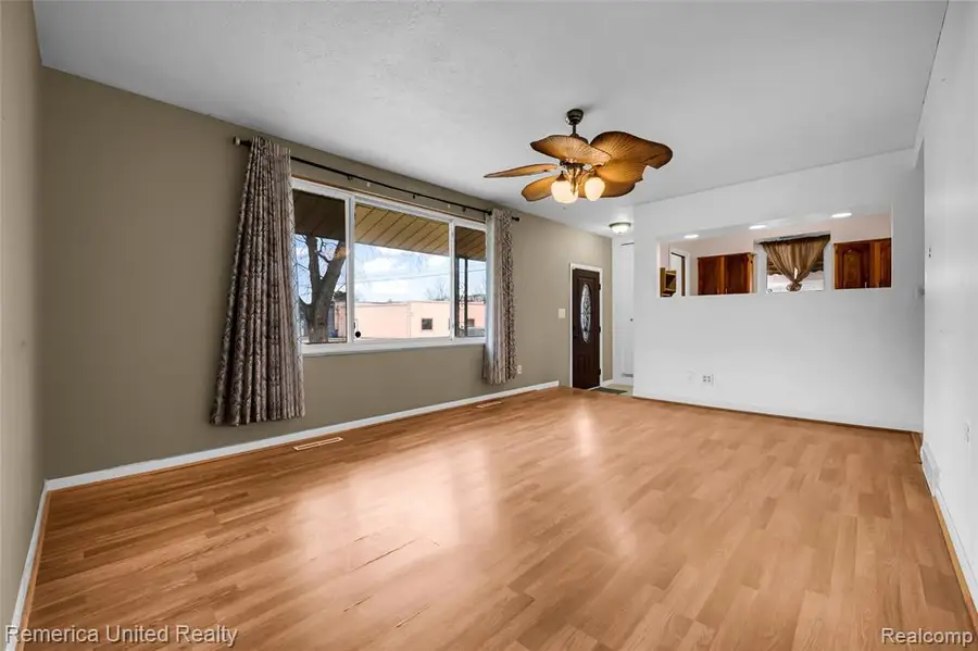 3450 Pershing, Wayne, MI 48184 - #3