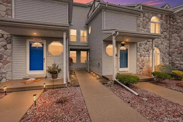 37810 Jefferson, Harrison Twp, MI 48045