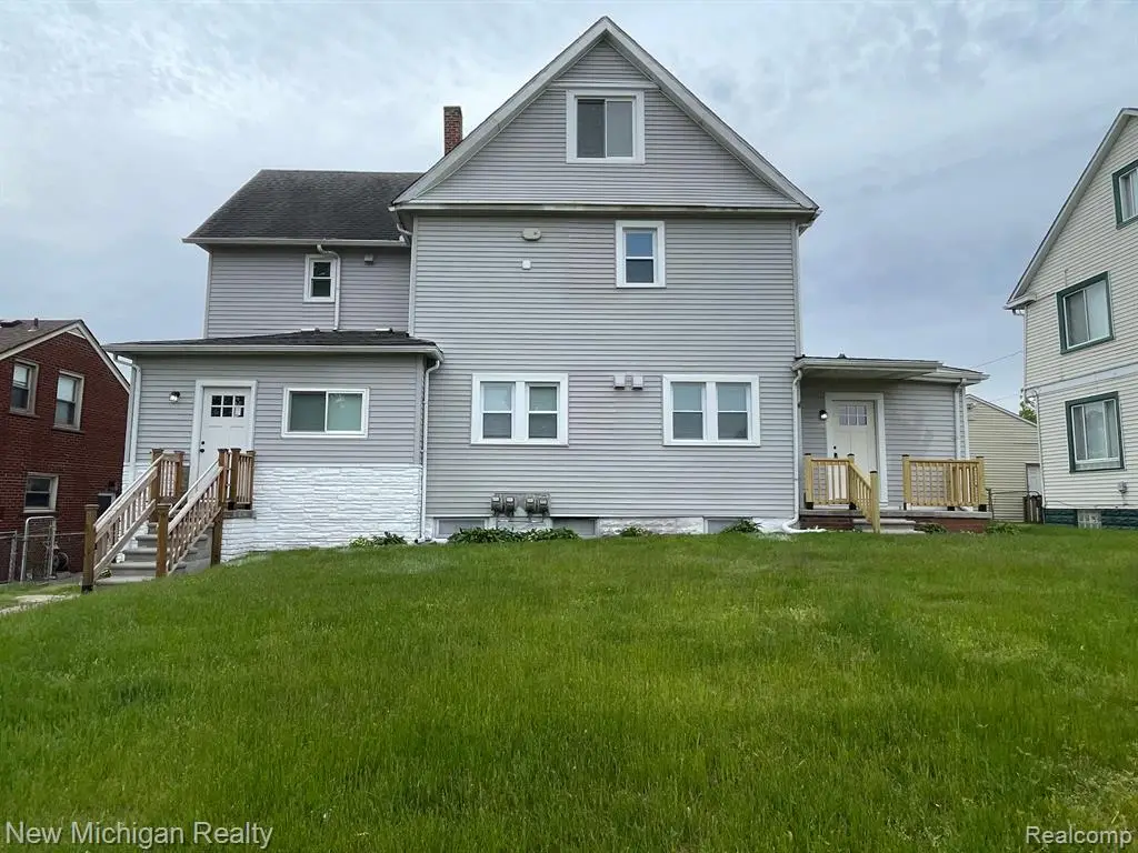 171 Davis, Wyandotte, MI 48192 - #1