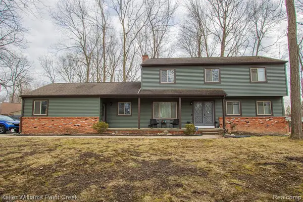 2851 Onagon, Waterford, MI 48328