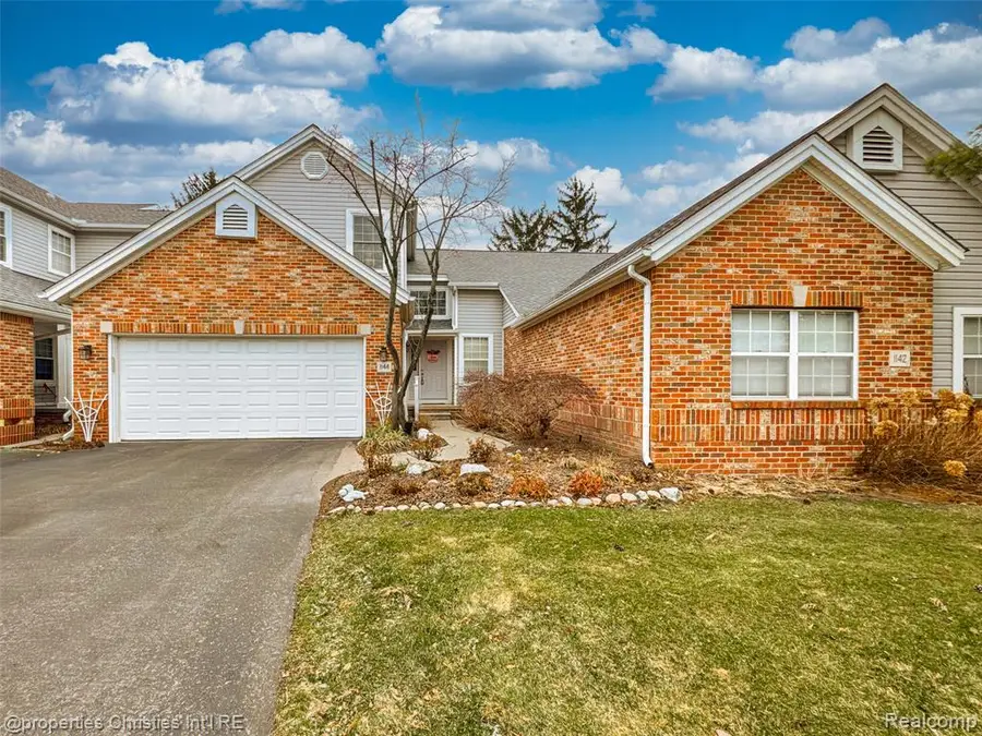1144 Fairways, Troy, MI 48085 - #2