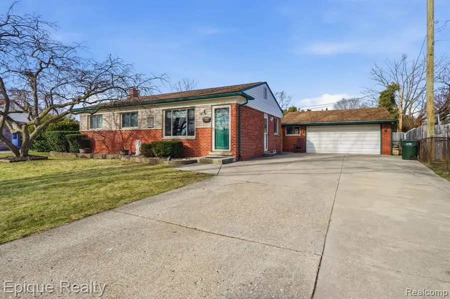 12068 Amber, Sterling Heights, MI 48312 - #2