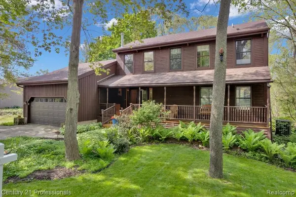 1155 Teakwood, Haslett, MI 48840