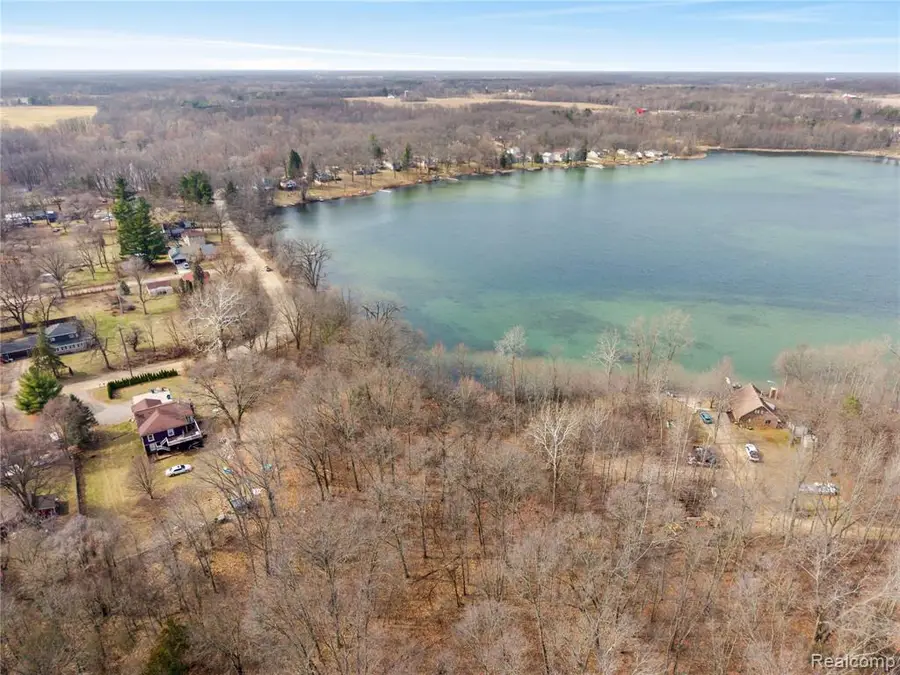 15177 Mccaslin Lake, Linden, MI 48451 - #3