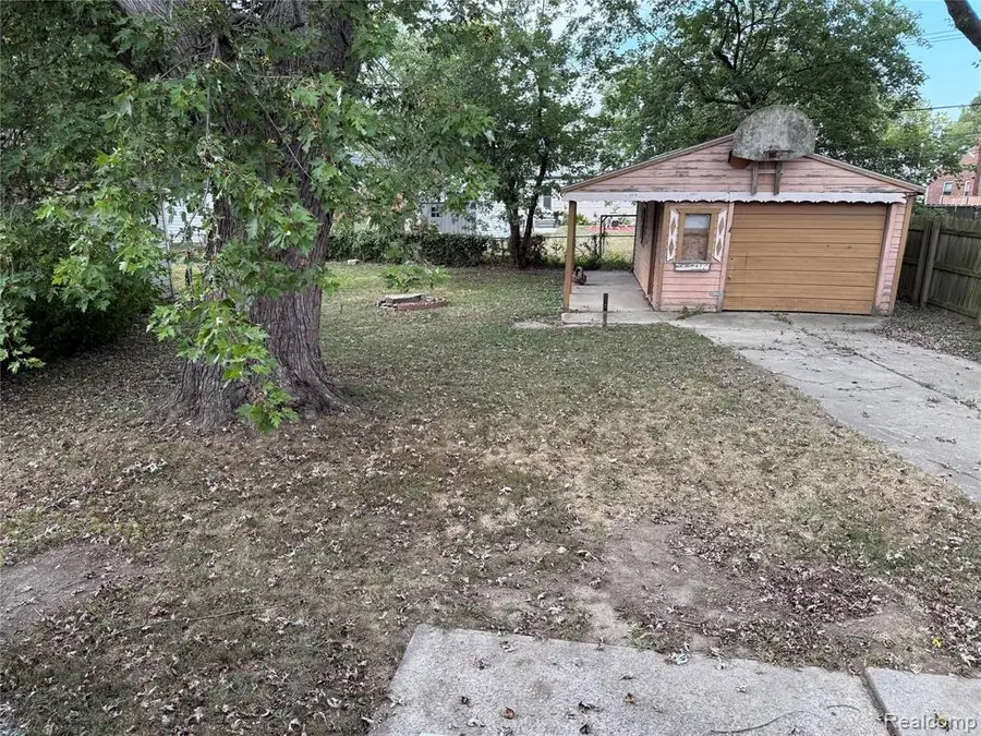 28930 Birchwood, Inkster, MI 48141 - #3