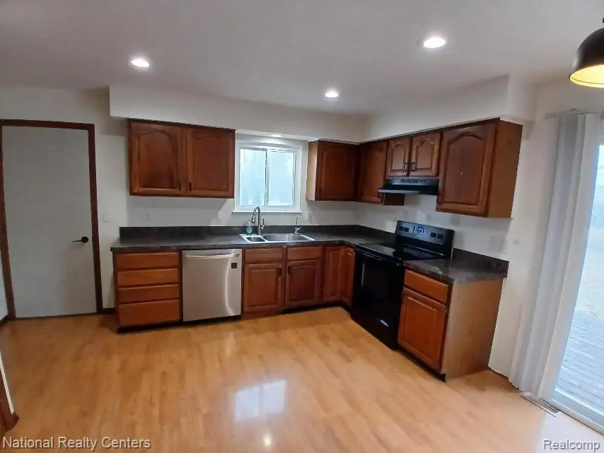 3180 Jennella, Commerce Township, MI 48390 - #3