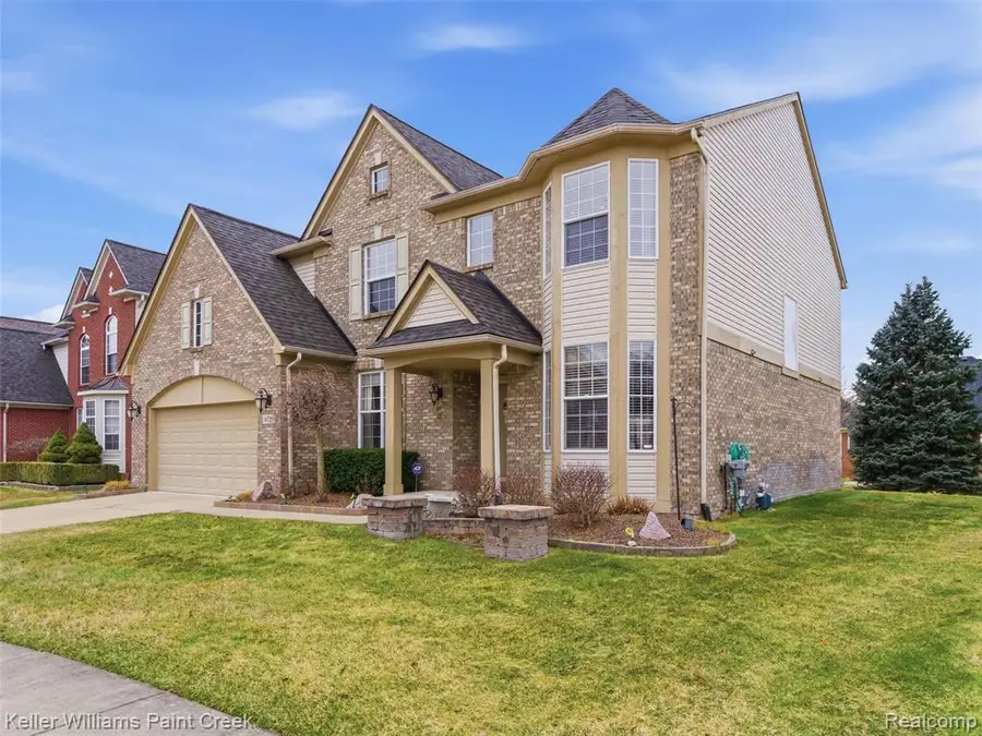 6731 Twickenham, Utica, MI 48317 - #3