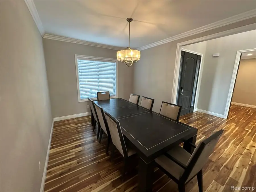 5121 Orchard Crest, Troy, MI 48085 - #3