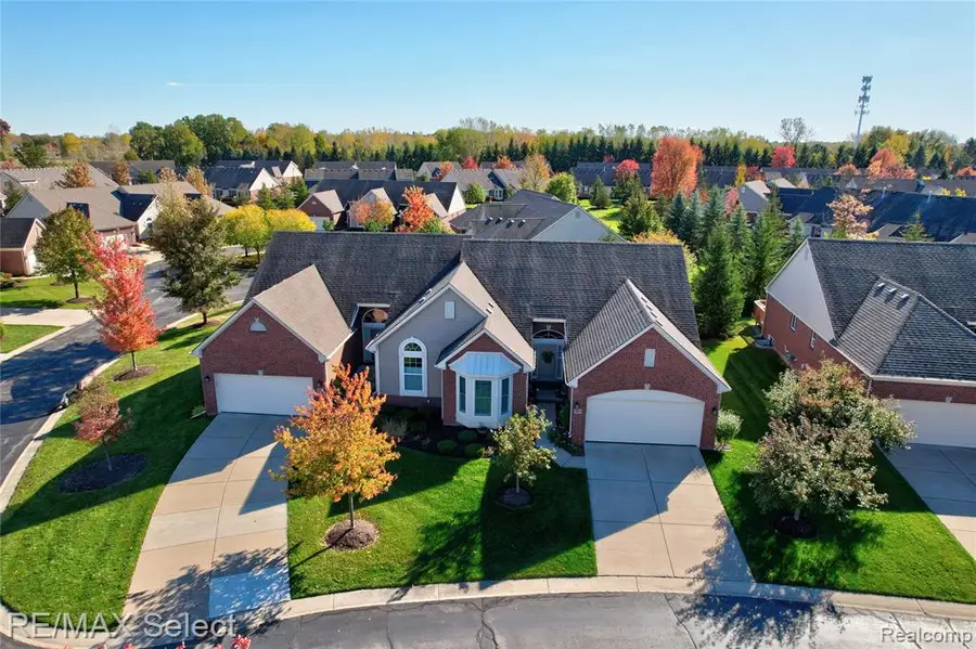 1611 Andover, Commerce Township, MI 48390 - #2