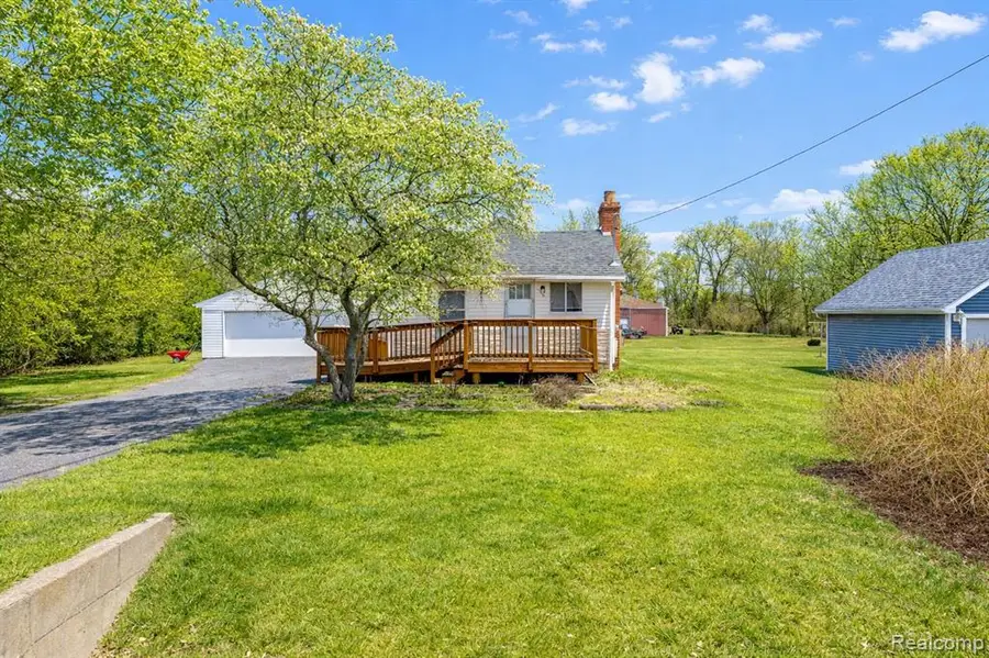 2190 W Maple, Flint, MI 48507 - #2