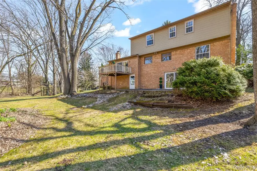 35034 Munger, Livonia, MI 48154 - #3