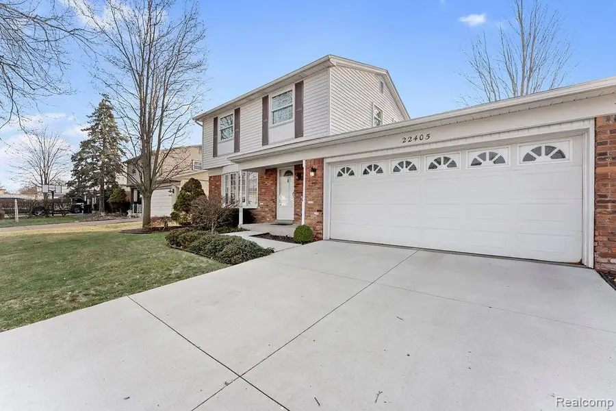 22405 Foxcroft, Trenton, MI 48183 - #2